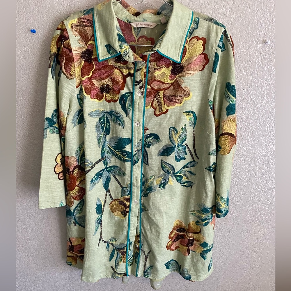 Floral Button-Up Shirt with 3/4 Sleeves